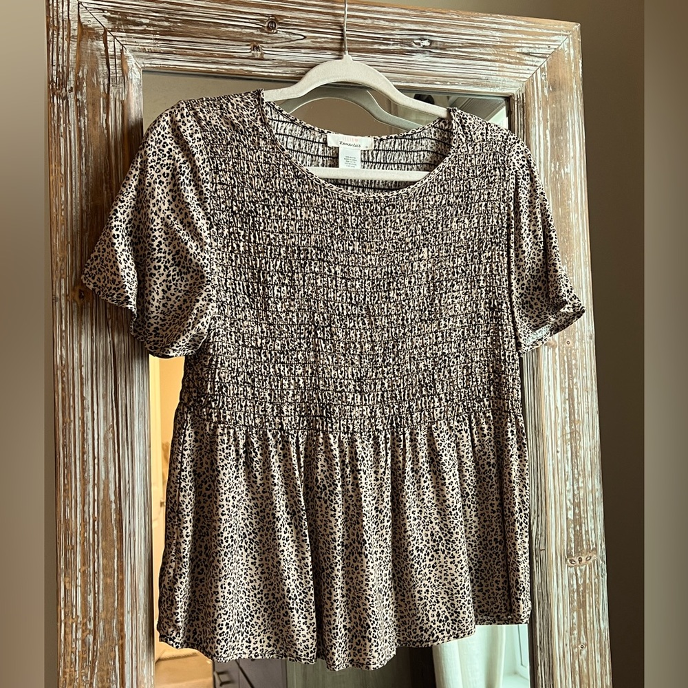Animal print short sleeve top